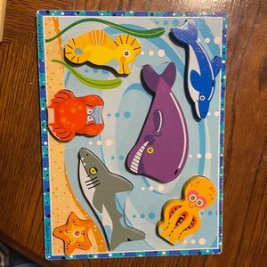 Melissa & Doug Peg Wooden Puzzle Sea Creatures